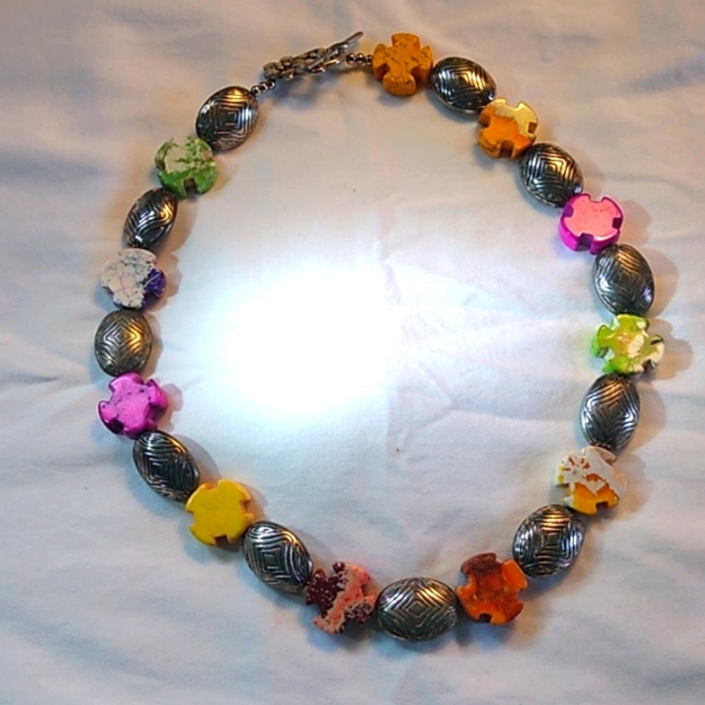 Vintage 1980's chunky silver and stone necklace, unique flower and leaf clasp